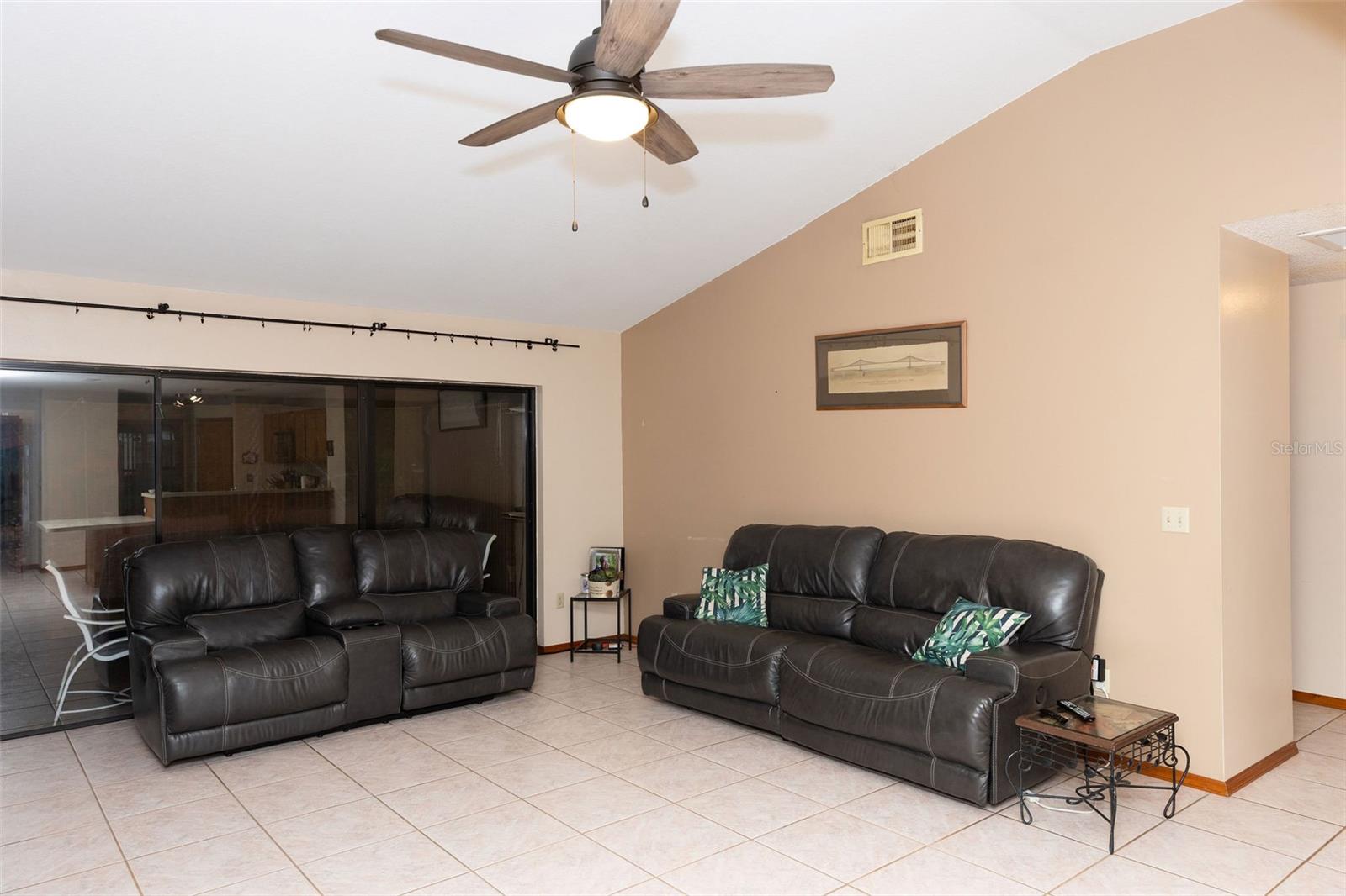 Image 11 of 28 For 596 Starstone Drive