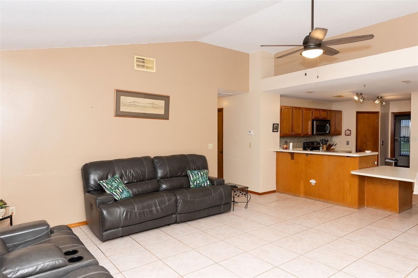 Image 12 of 28 For 596 Starstone Drive