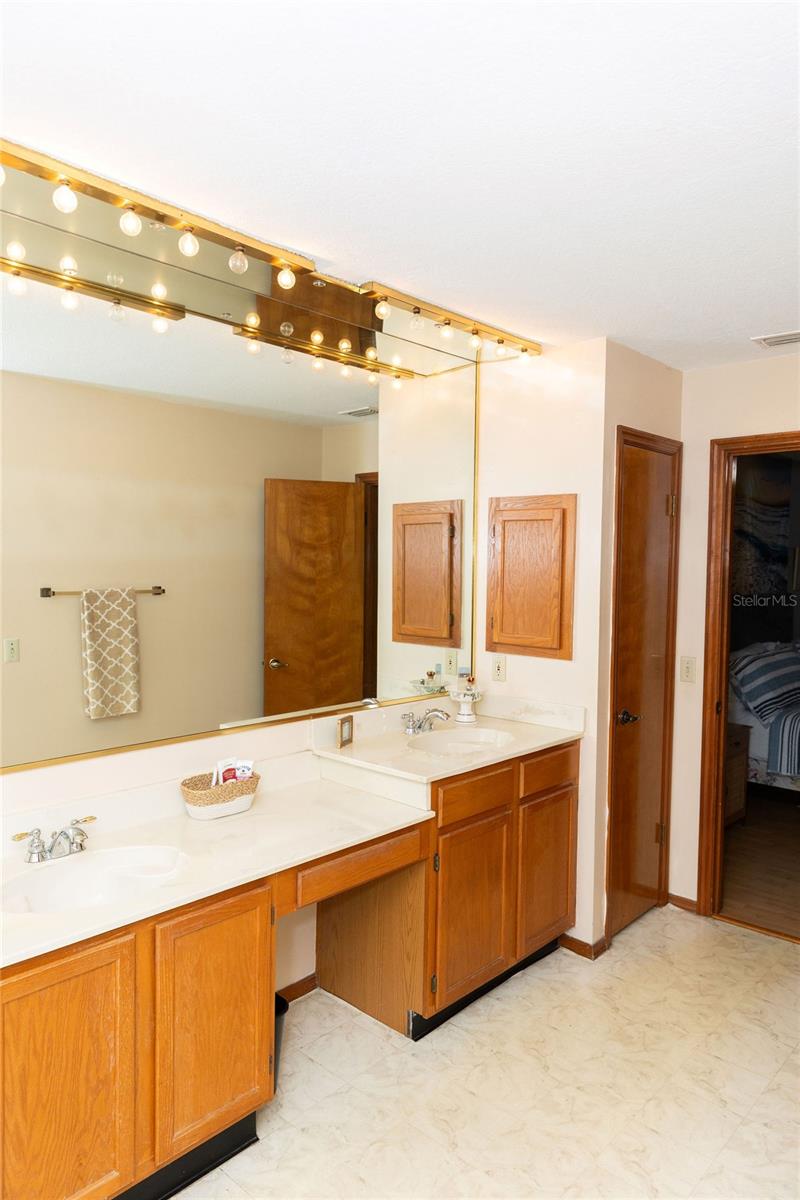 Image 23 of 28 For 596 Starstone Drive