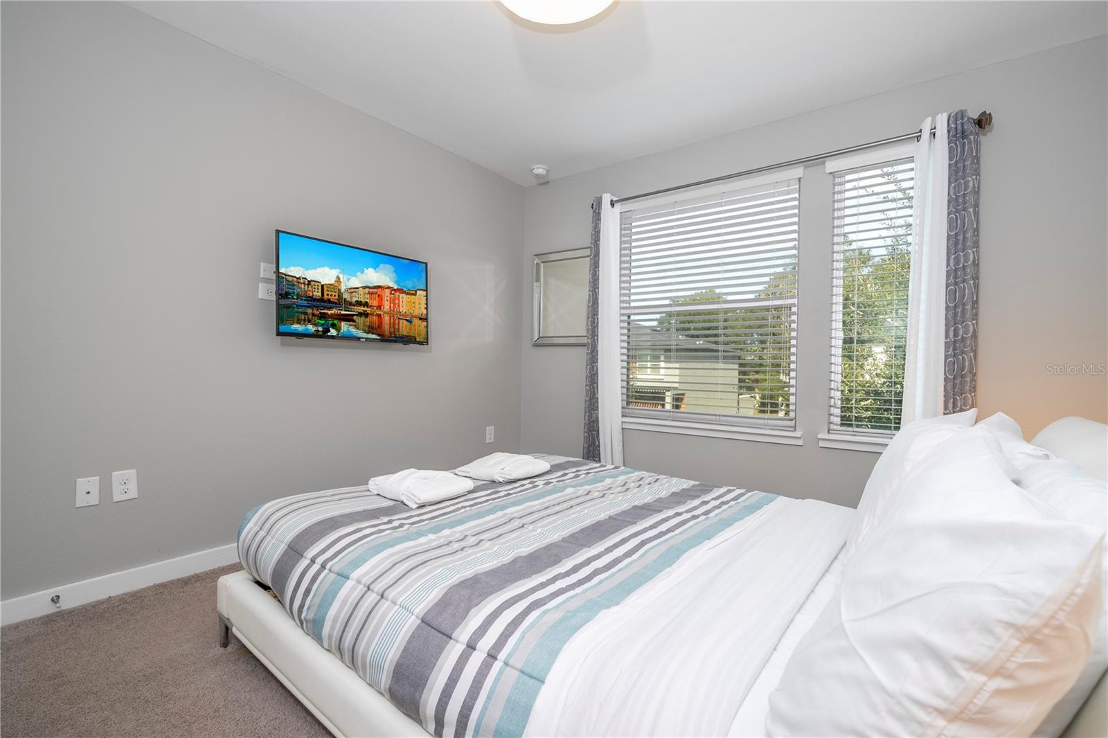 Image 43 of 60 For 4414 Le Reve Court