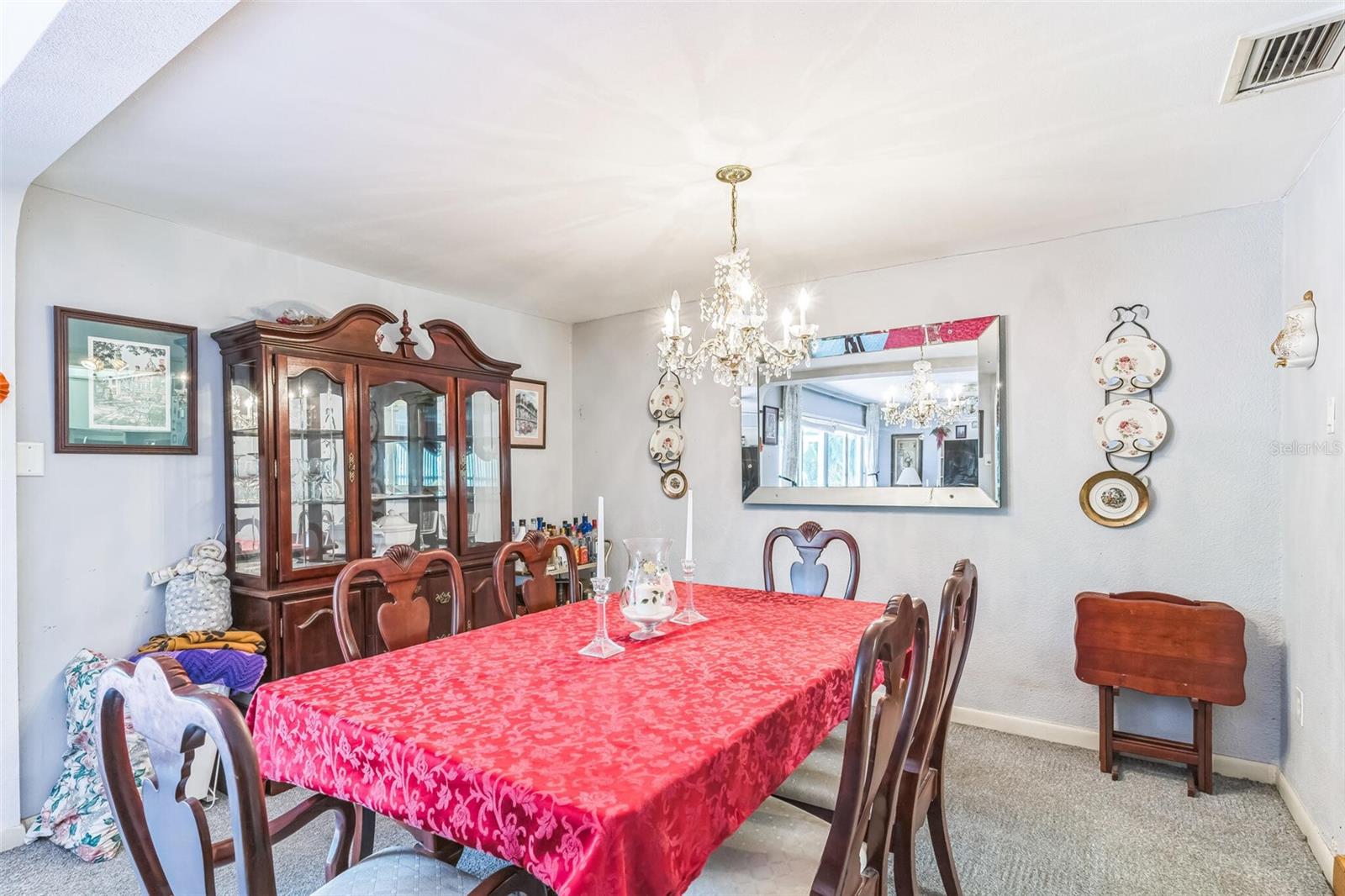 Image 17 of 39 For 251 Tropic Boulevard W