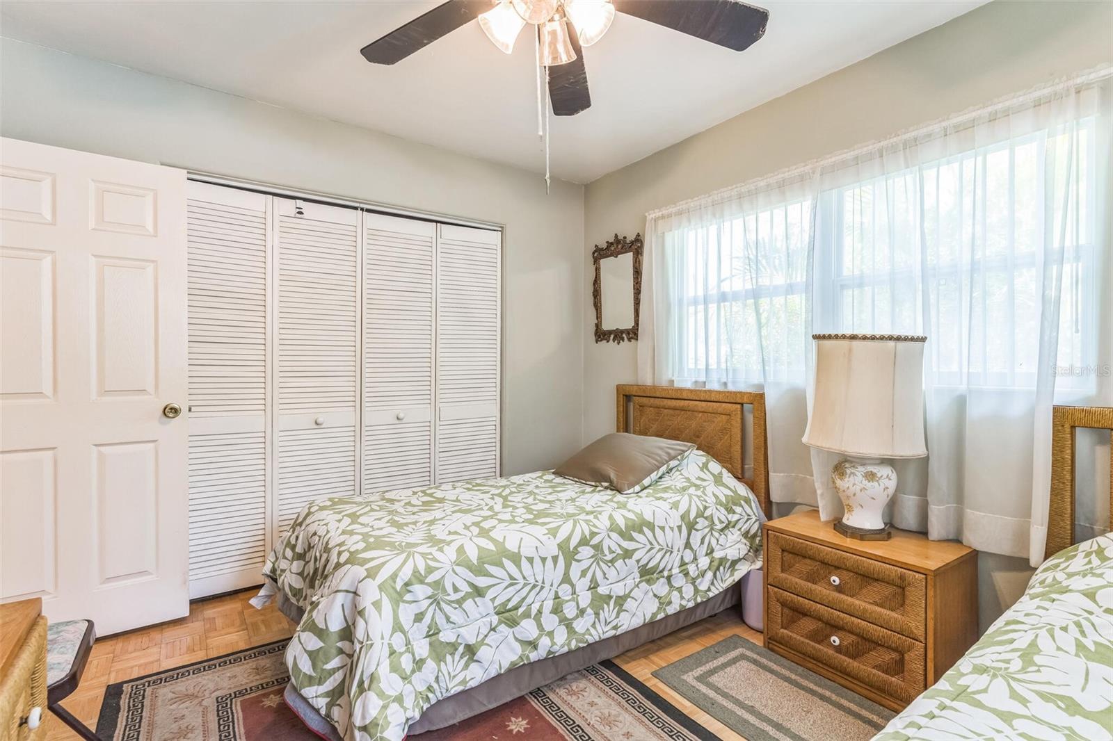Image 27 of 39 For 251 Tropic Boulevard W