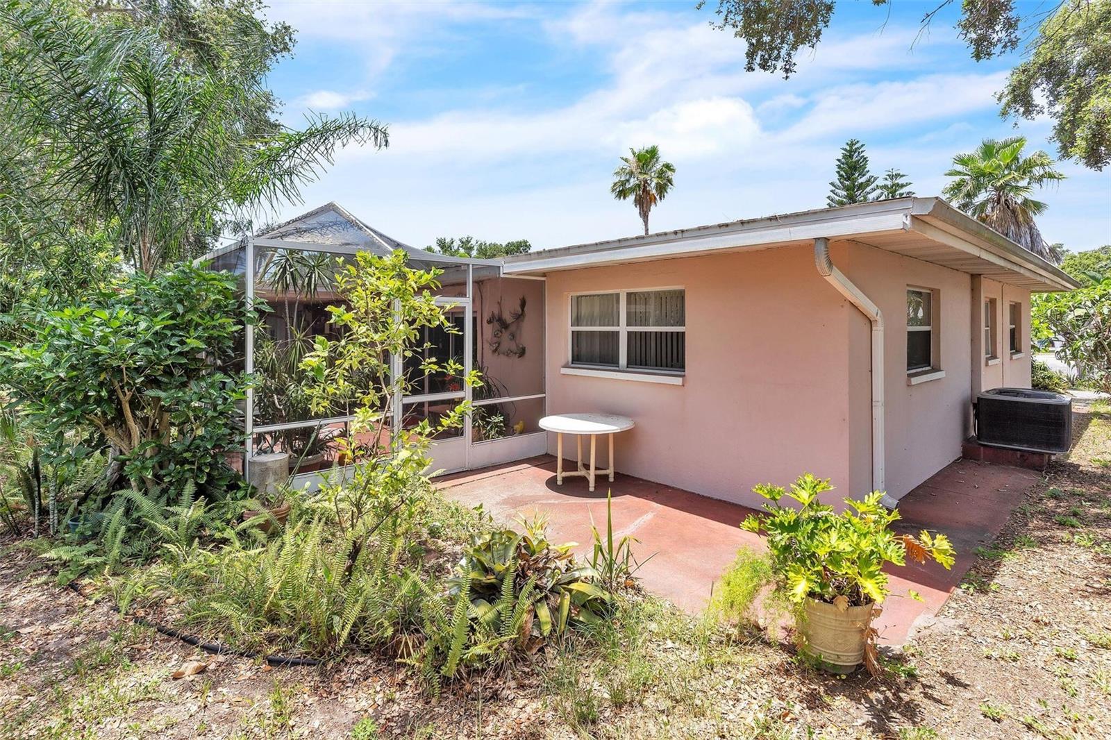 Image 39 of 39 For 251 Tropic Boulevard W