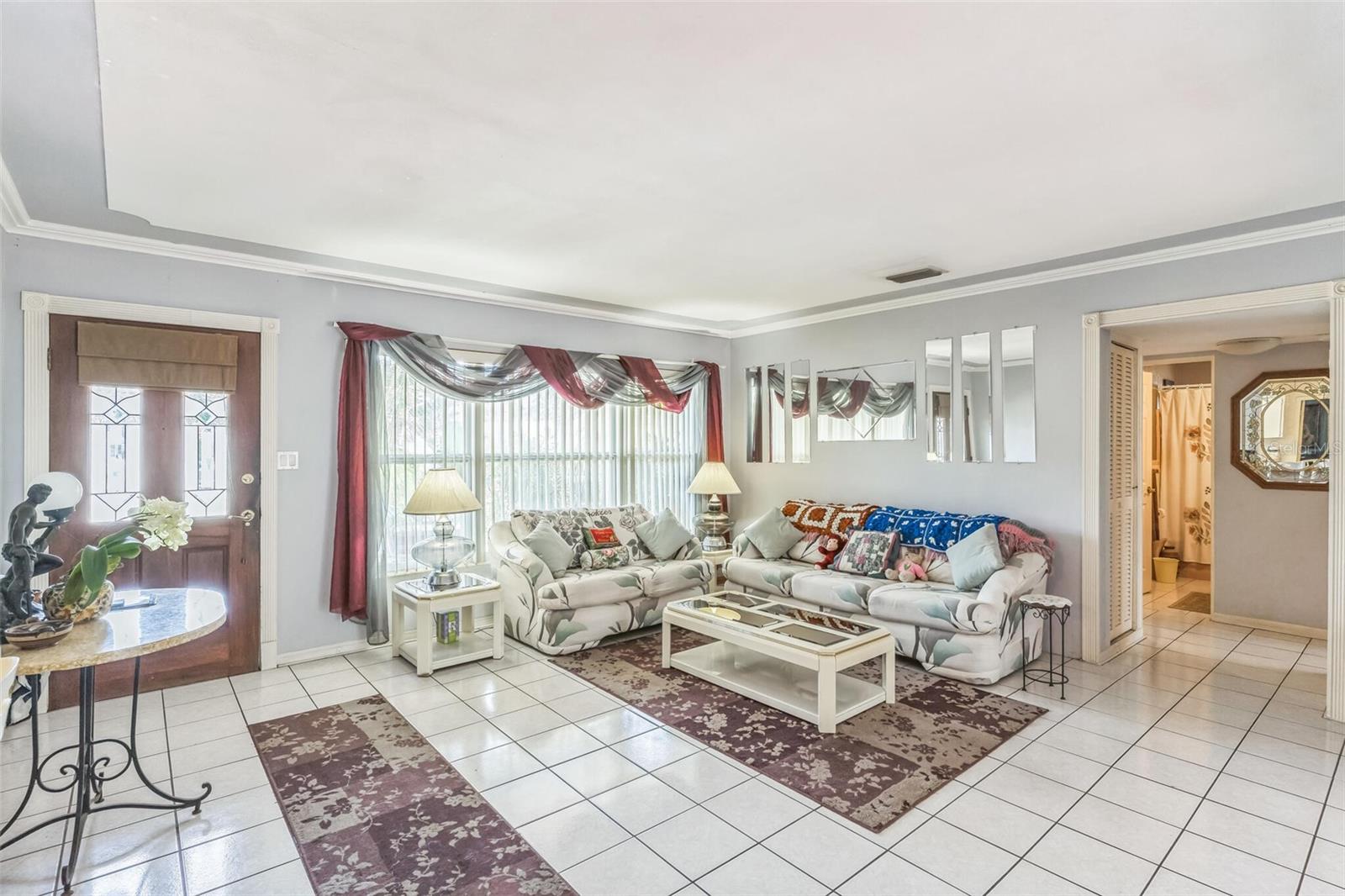 Image 7 of 39 For 251 Tropic Boulevard W