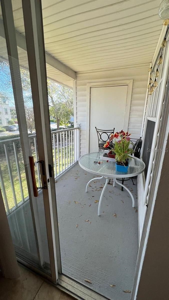 Image 3 of 18 For 11582 Westwood Boulevard 1428