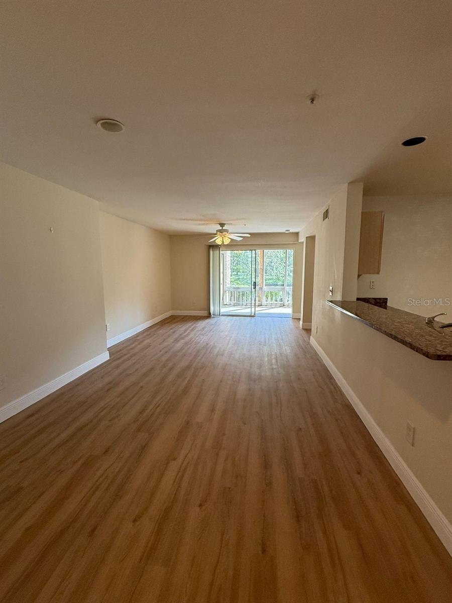 Image 6 of 31 For 474 Pin Oak Place 108