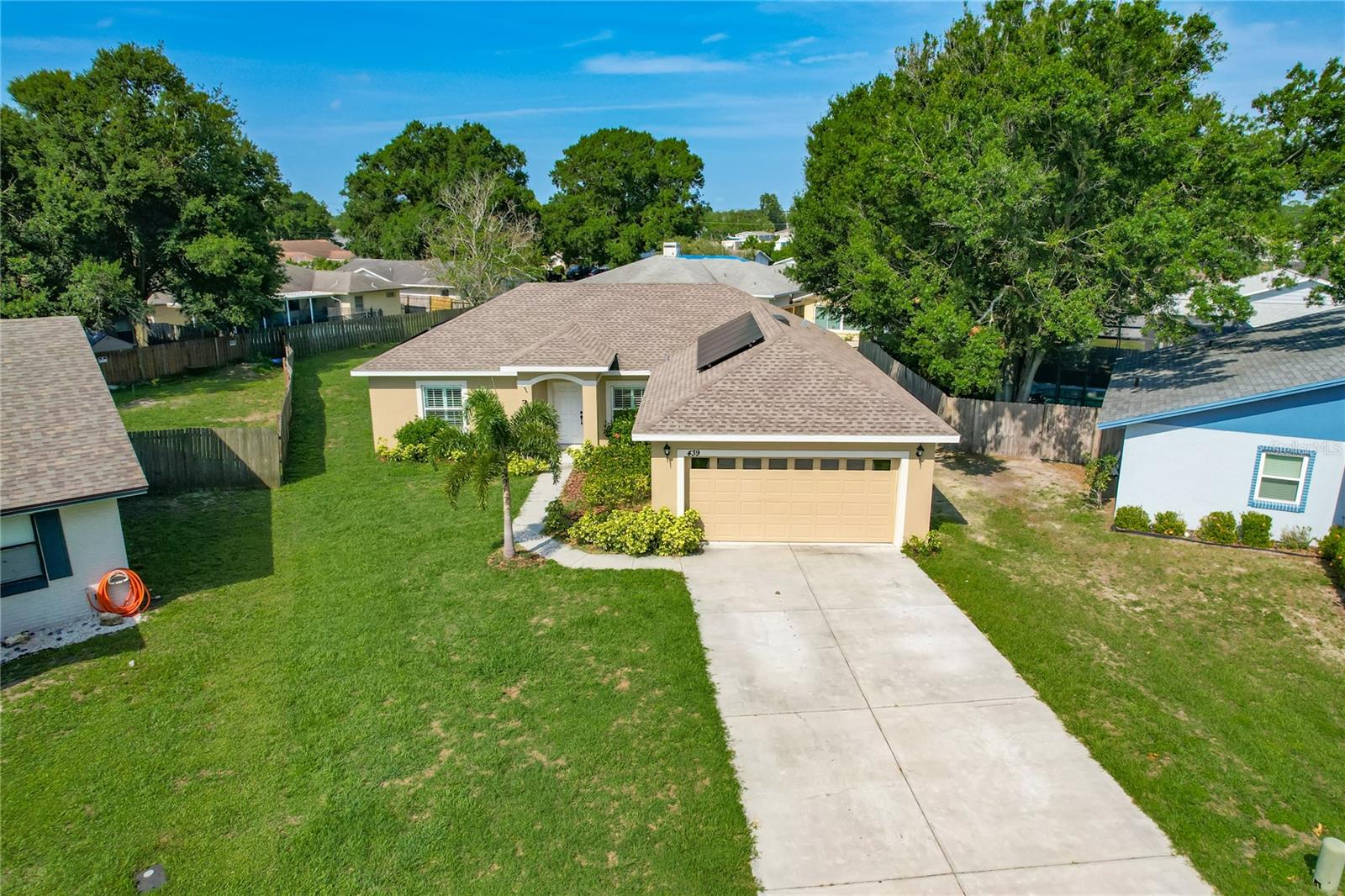Image 2 of 41 For 439 Lake Daisy Drive
