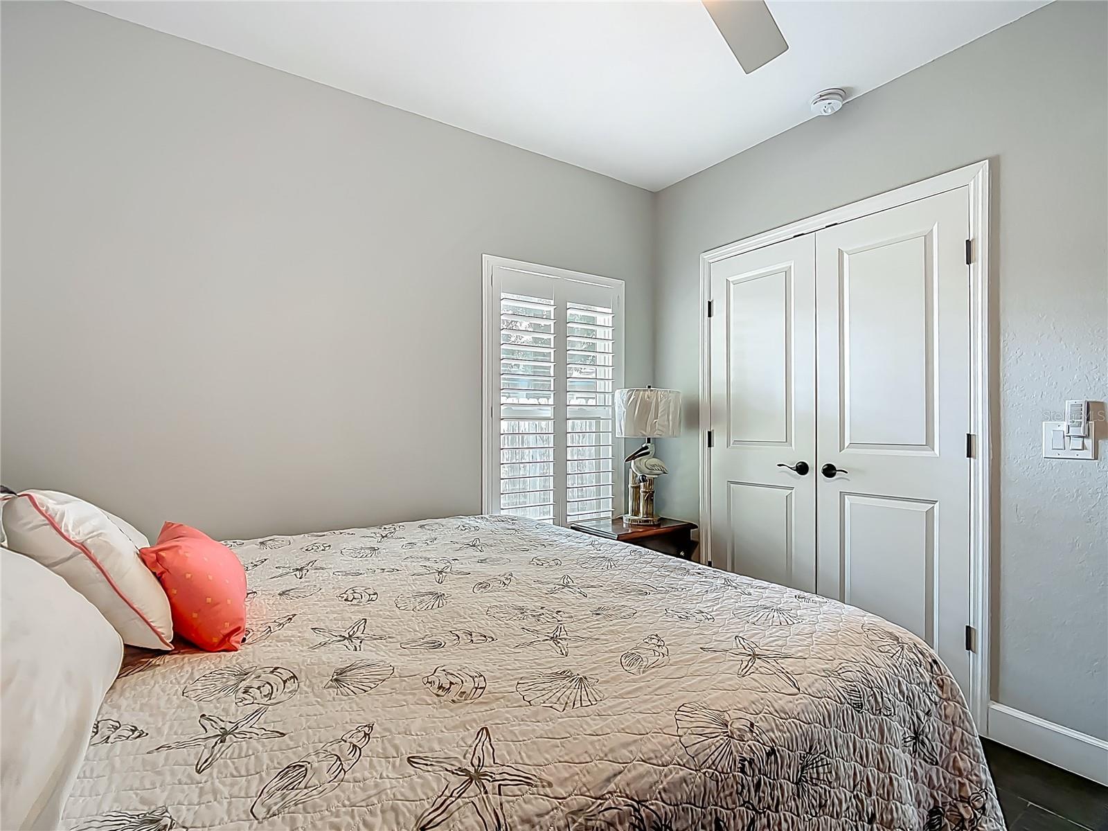 Image 21 of 41 For 439 Lake Daisy Drive