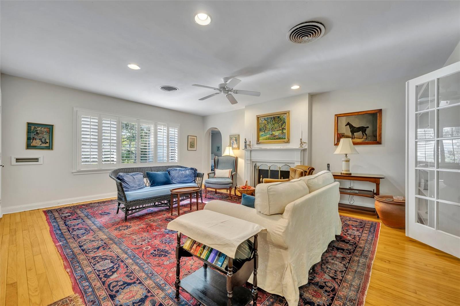Image 7 of 23 For 171 Cortland Avenue
