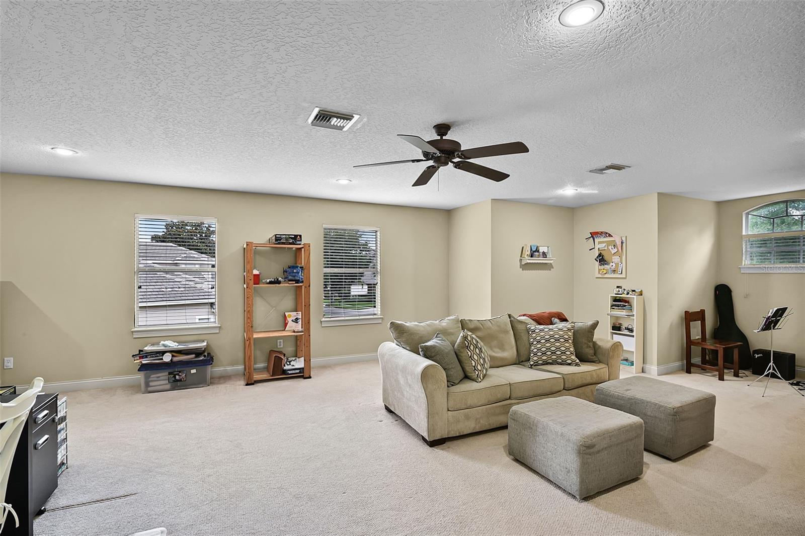 Image 45 of 74 For 1453 Langham Terrace