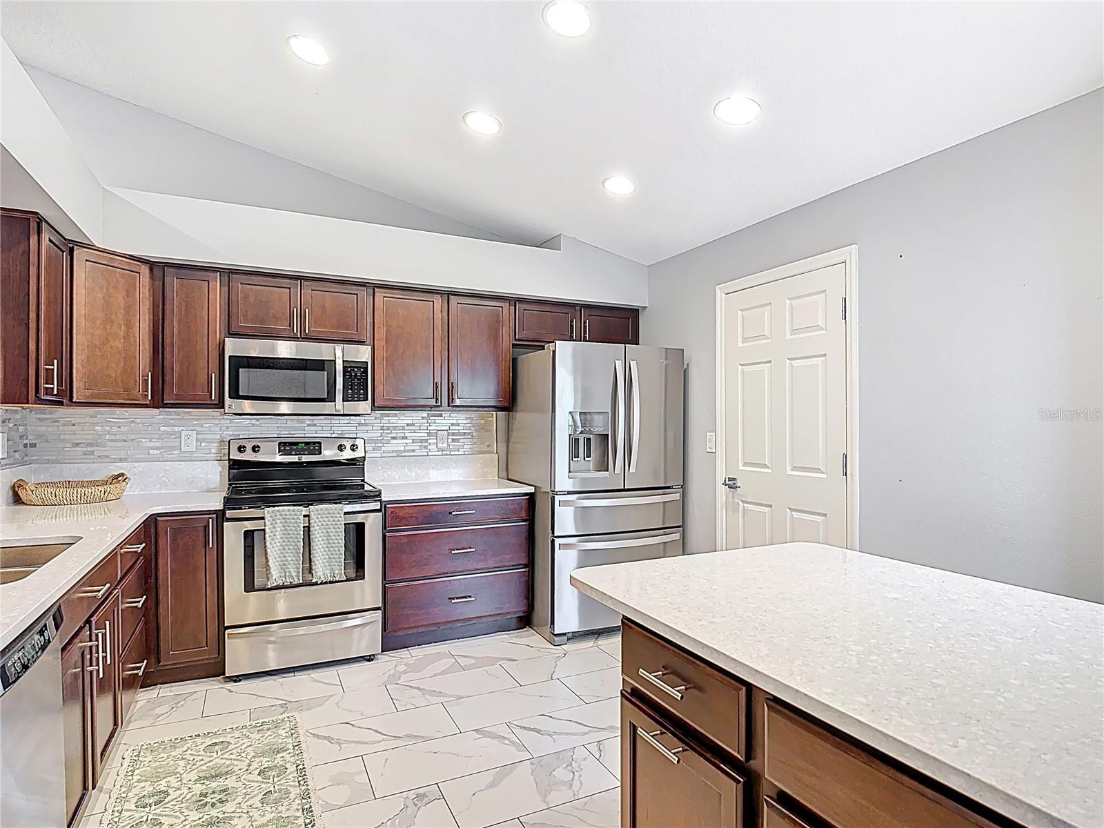 Image 7 of 42 For 2724 Shelby Ruth Place