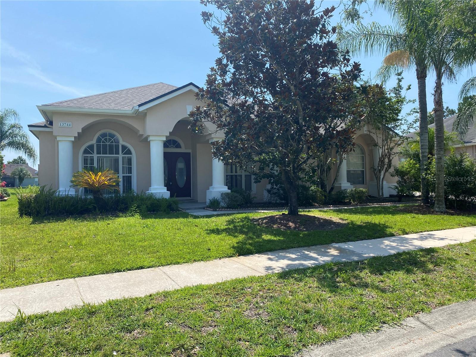 Image 2 of 16 For 13744 Crystal River Drive