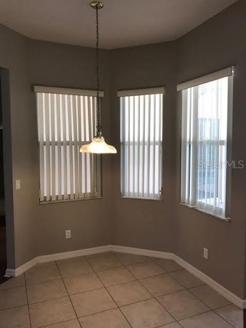 Image 8 of 16 For 13744 Crystal River Drive