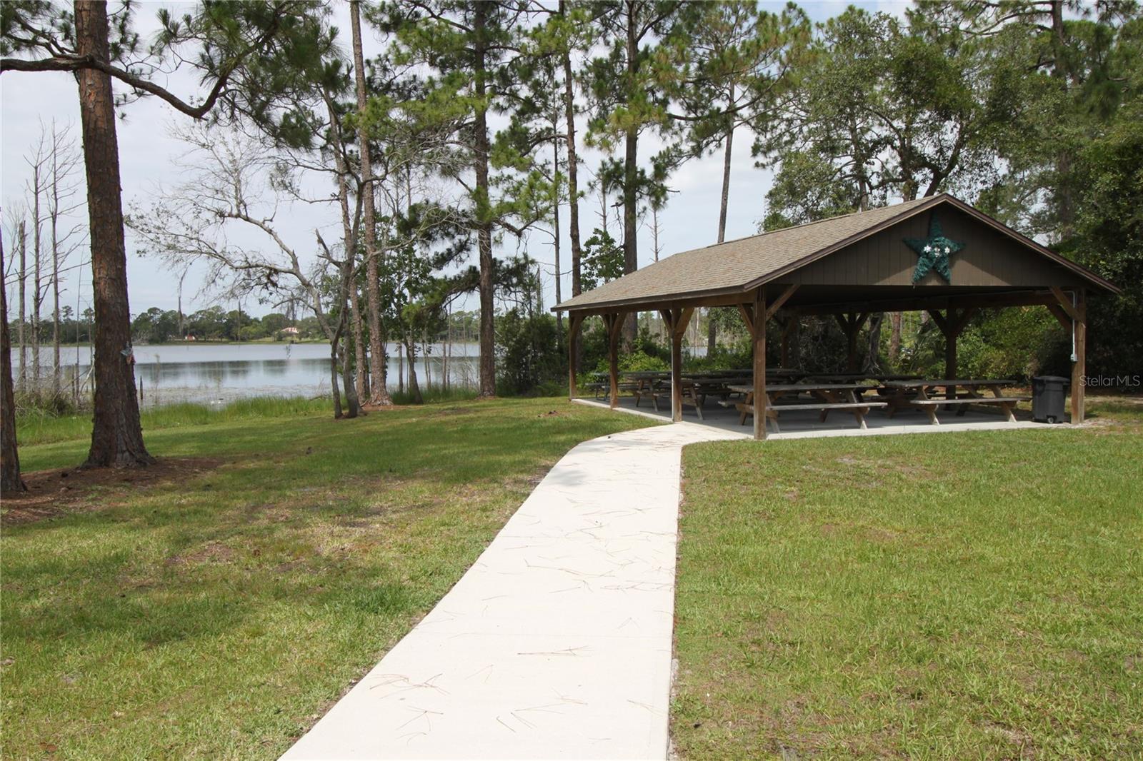 Image 12 of 14 For 2037 Watersedge Drive