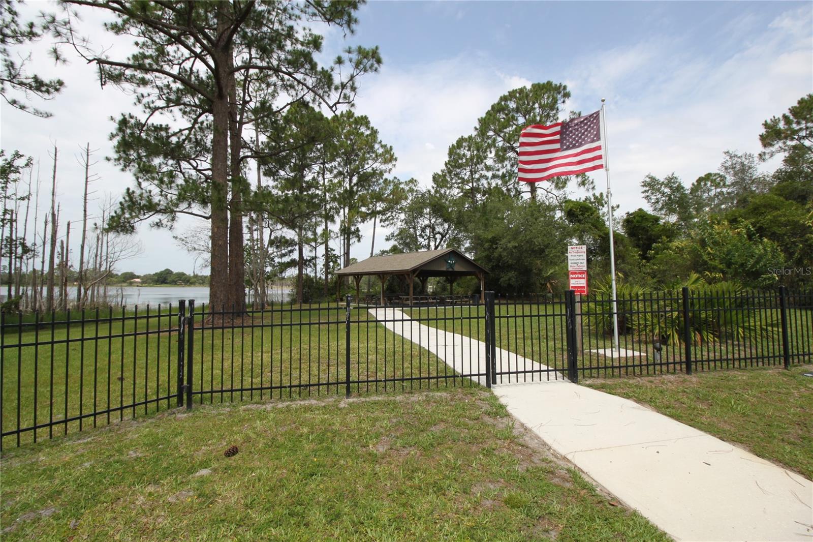 Image 14 of 14 For 2037 Watersedge Drive