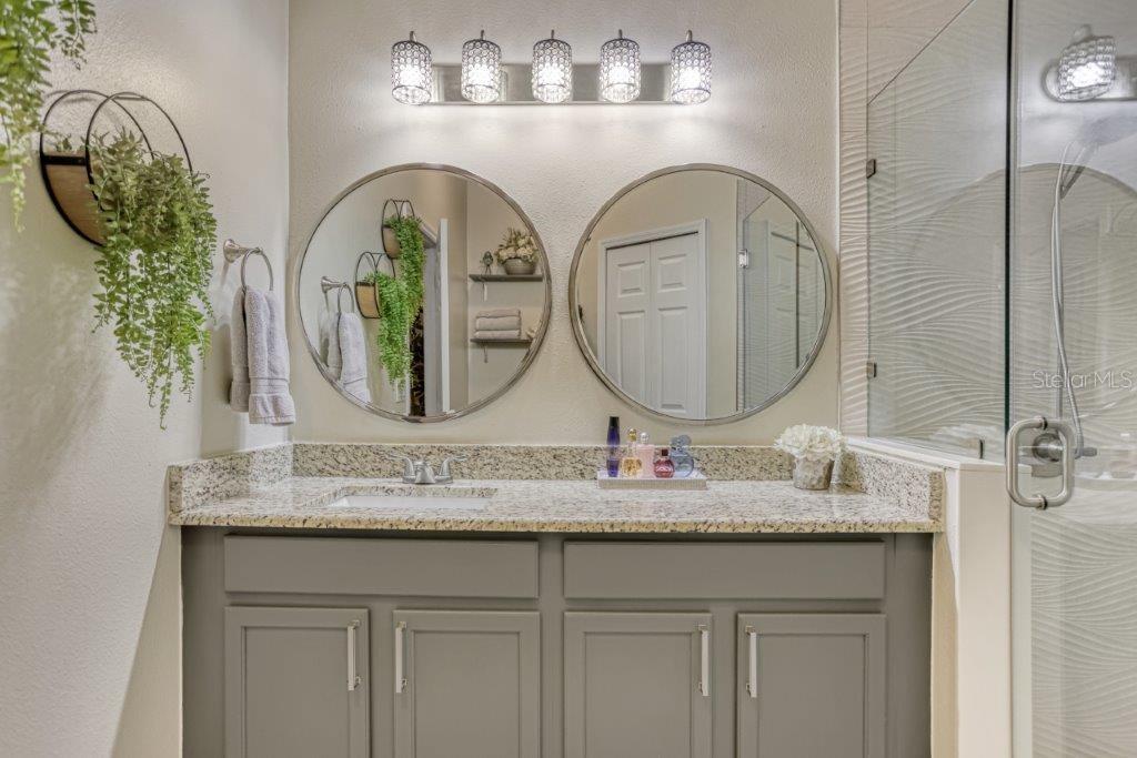 Image 13 of 31 For 6527 Silver Queen Way