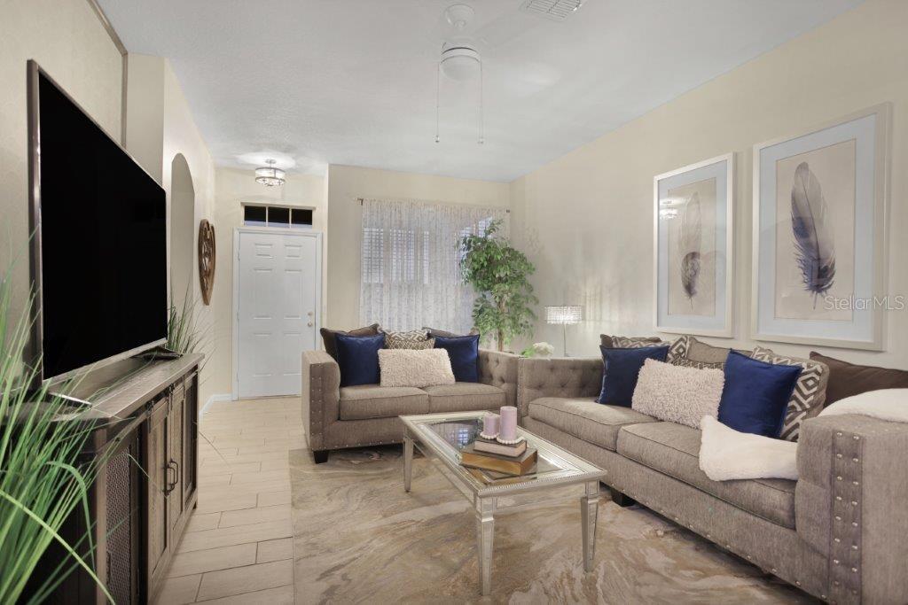 Image 15 of 31 For 6527 Silver Queen Way