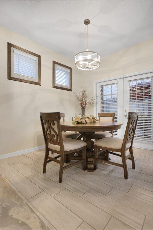 Image 16 of 31 For 6527 Silver Queen Way