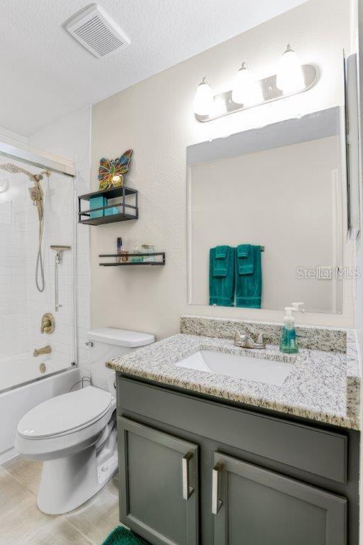 Image 24 of 31 For 6527 Silver Queen Way
