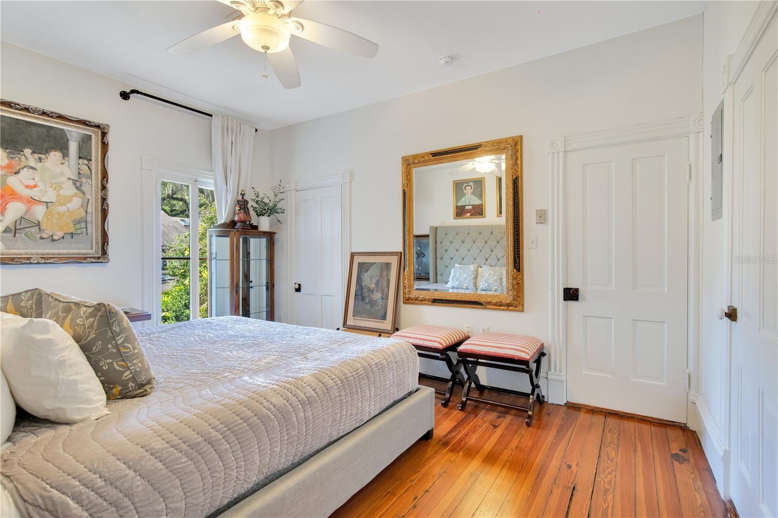 Image 42 of 100 For 614 Lake Avenue