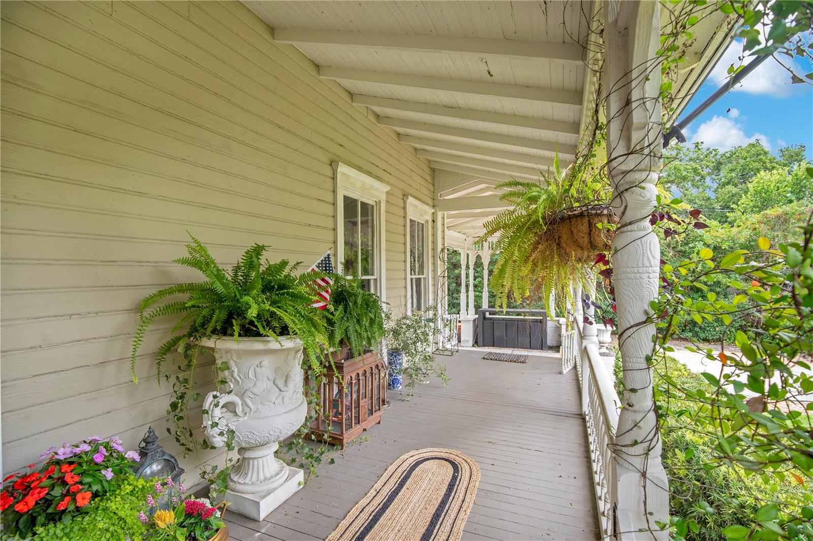 Image 8 of 100 For 614 Lake Avenue