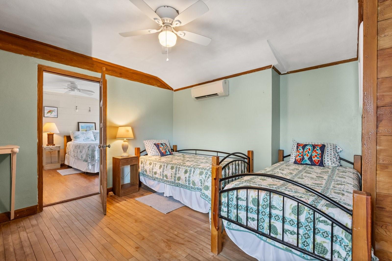 Image 12 of 32 For 4039 Atlantic Avenue