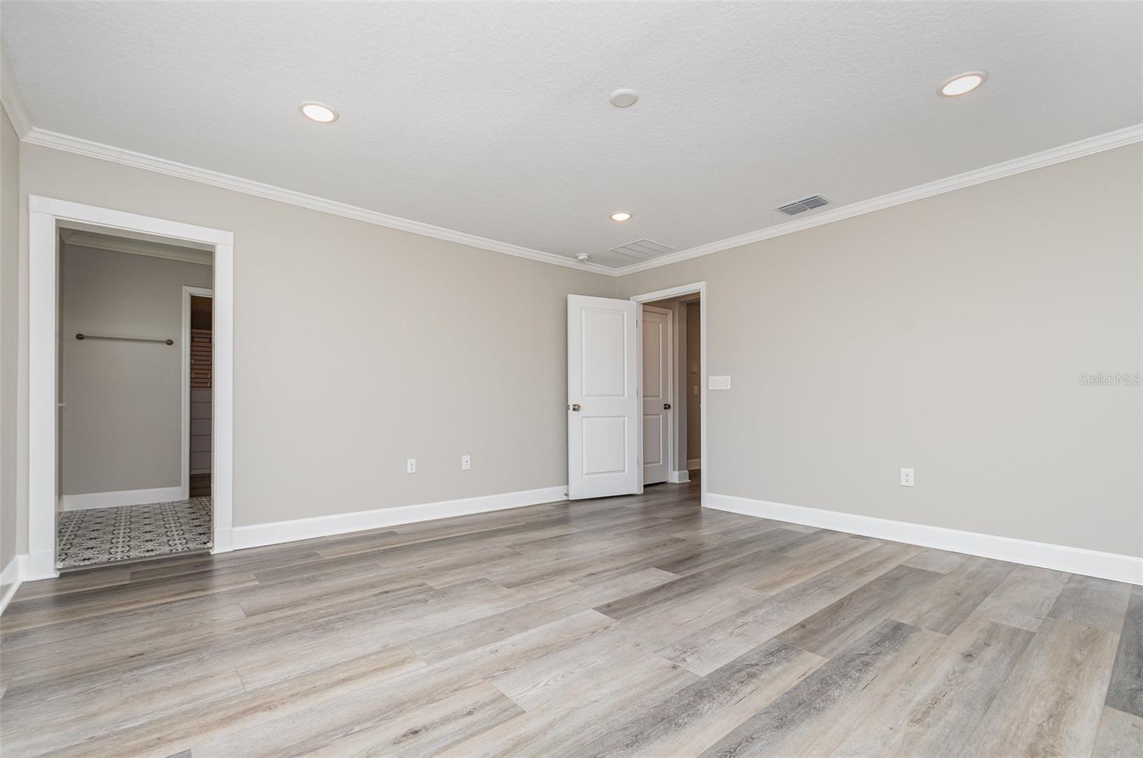 Image 13 of 30 For 31792 Broadwater Avenue