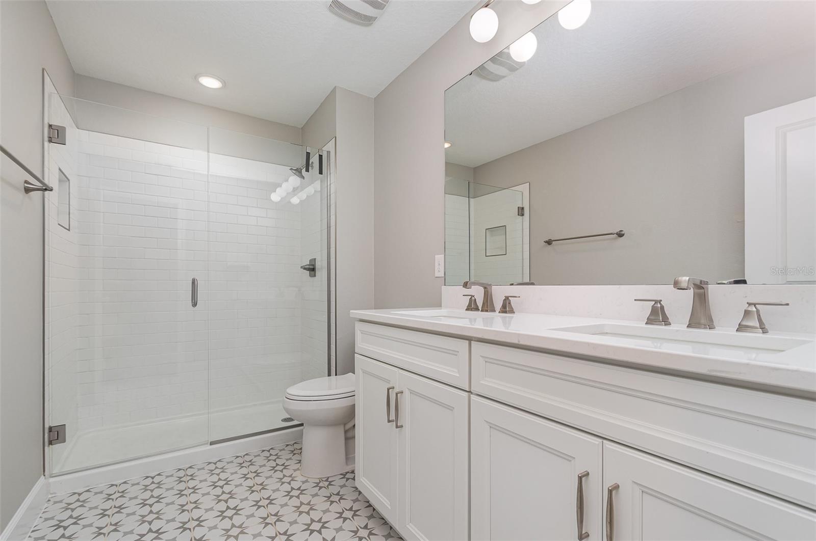 Image 27 of 30 For 31792 Broadwater Avenue