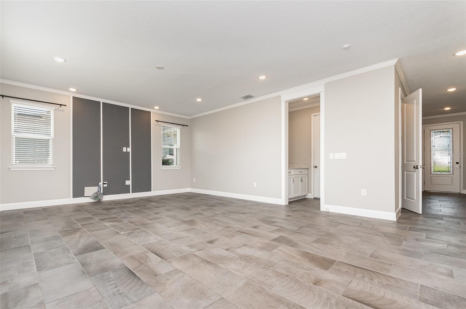 Image 3 of 30 For 31792 Broadwater Avenue