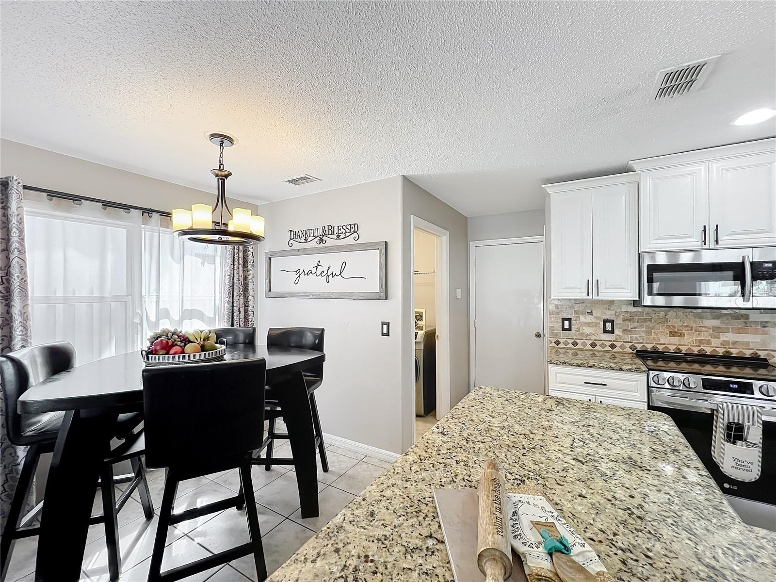 Image 15 of 70 For 1803 Meadow Pond Way