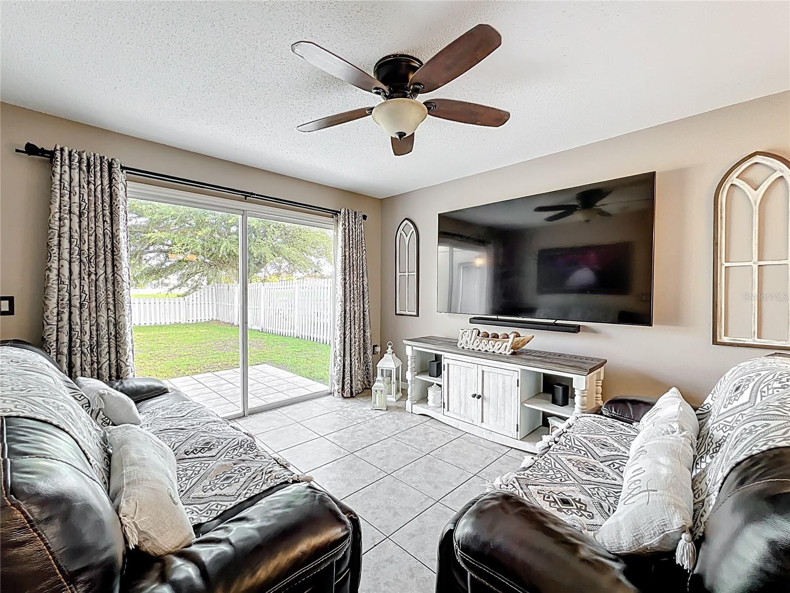 Image 18 of 70 For 1803 Meadow Pond Way