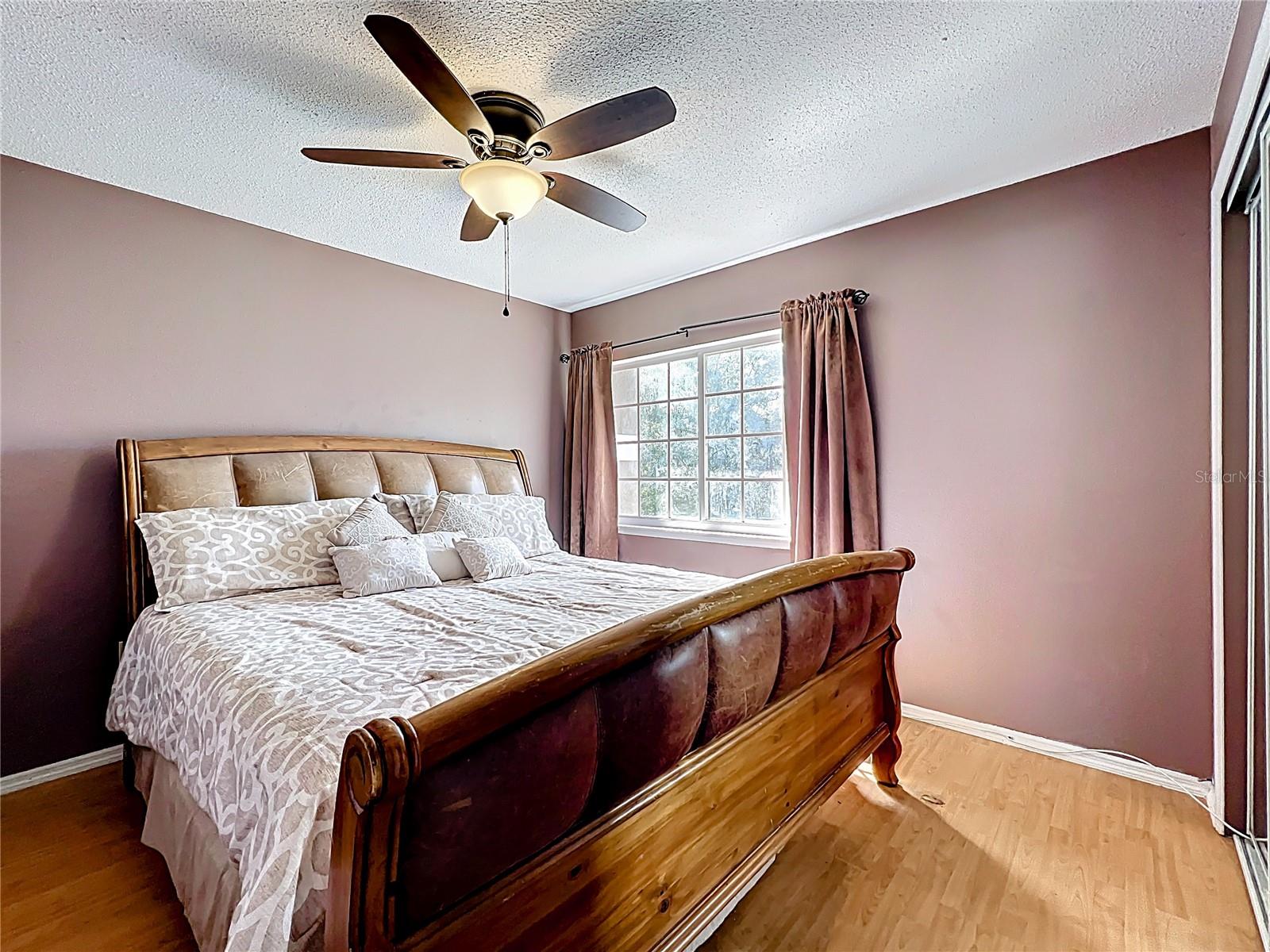 Image 41 of 70 For 1803 Meadow Pond Way