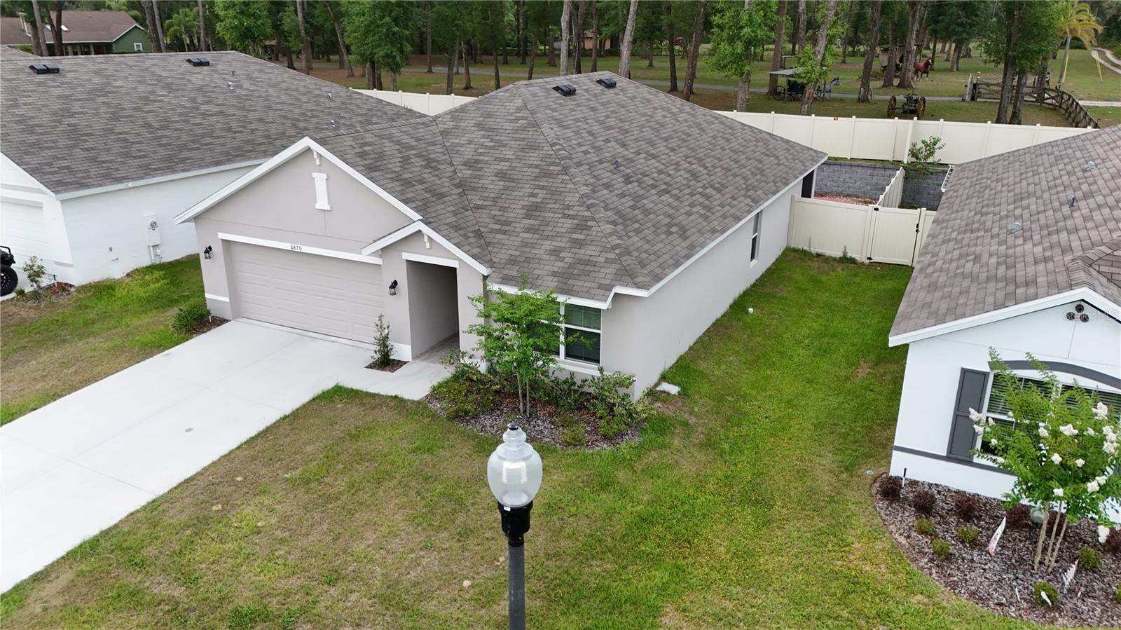Image 4 of 6 For 6870 112th Lane