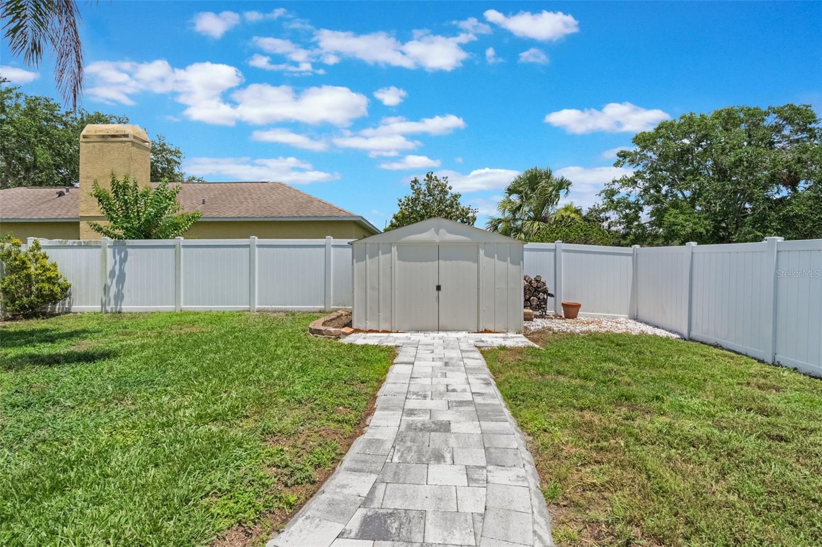 Image 16 of 23 For 719 Stevelynn Circle