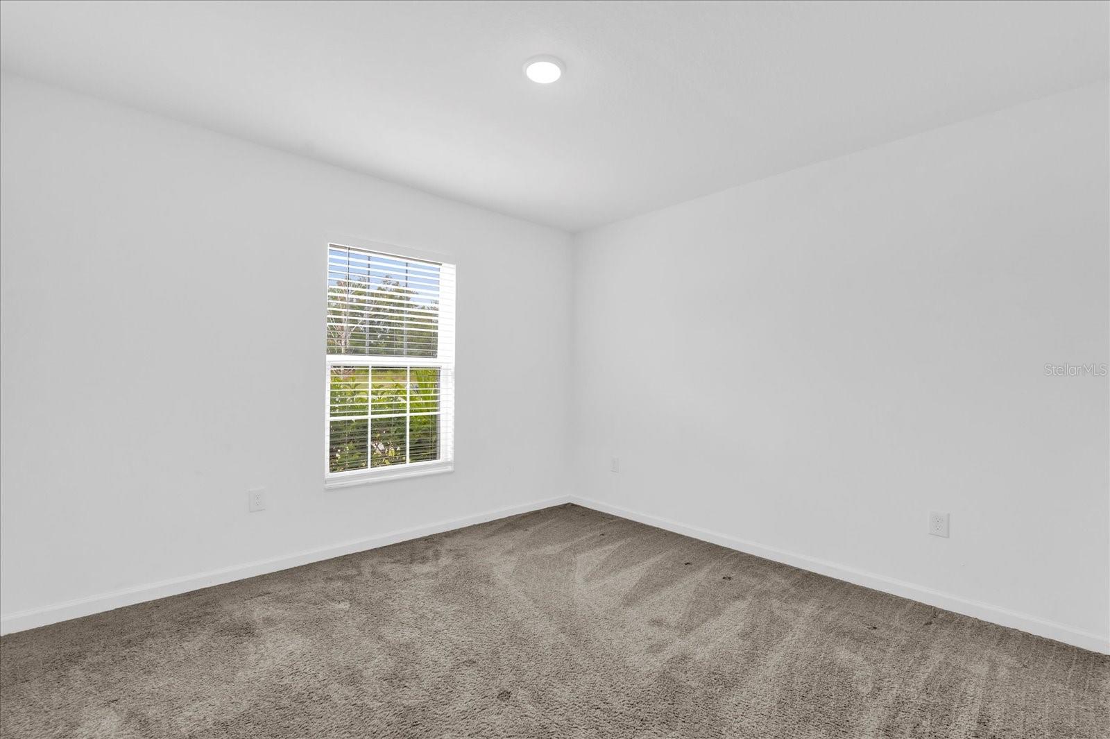 Image 10 of 27 For 3405 Yarian Drive