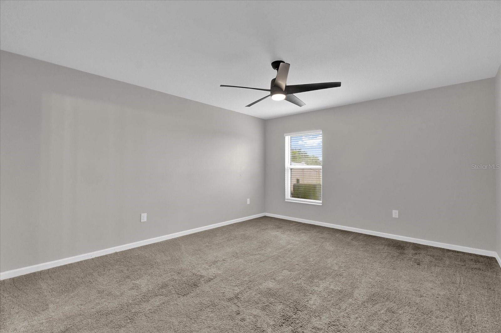 Image 18 of 27 For 3405 Yarian Drive