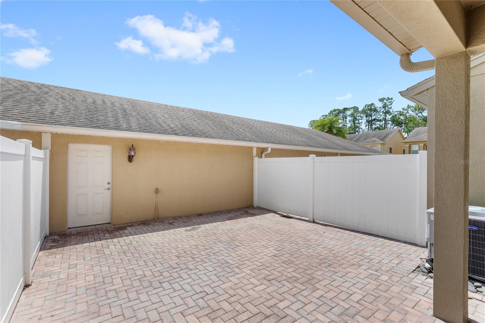 Image 33 of 40 For 7715 Anselmo Lane