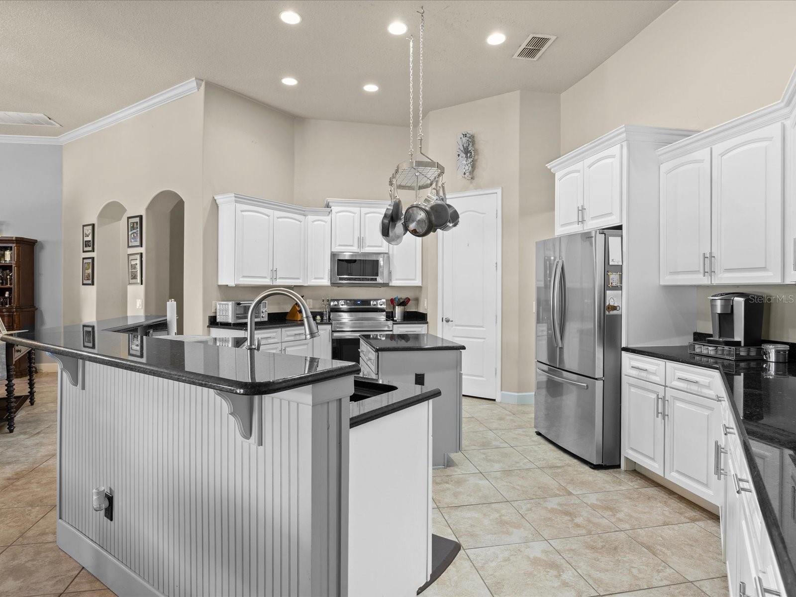 Image 12 of 43 For 1319 Johns Cove Ln