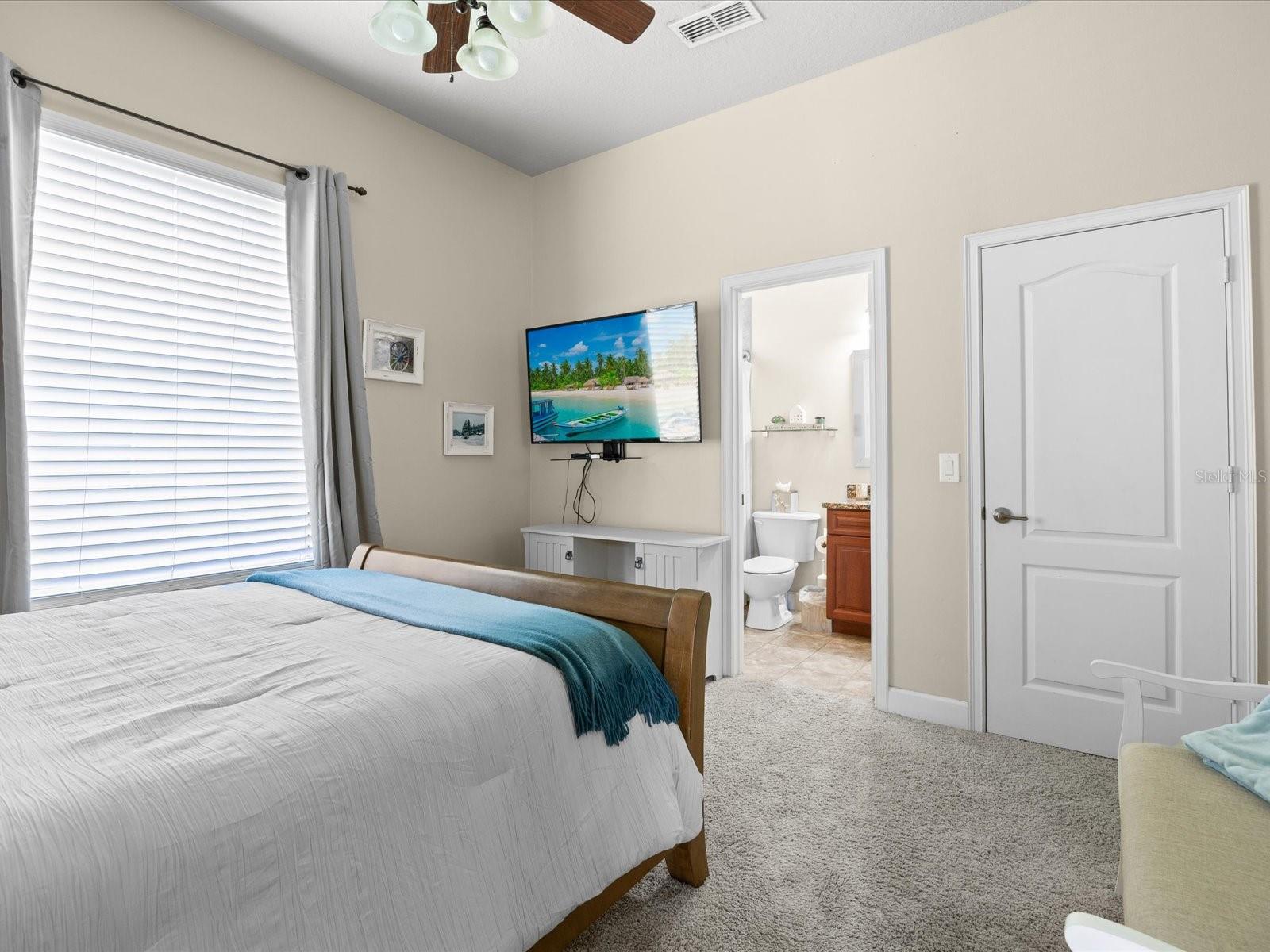 Image 25 of 43 For 1319 Johns Cove Ln