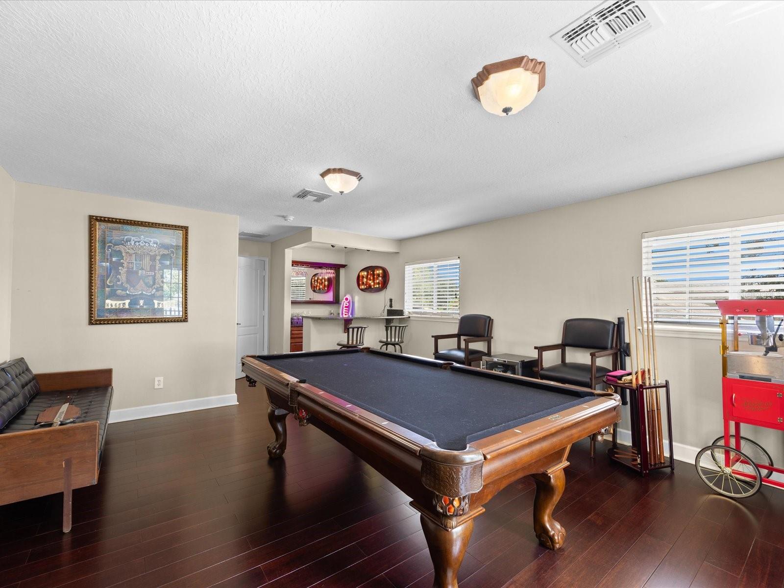 Image 33 of 43 For 1319 Johns Cove Ln