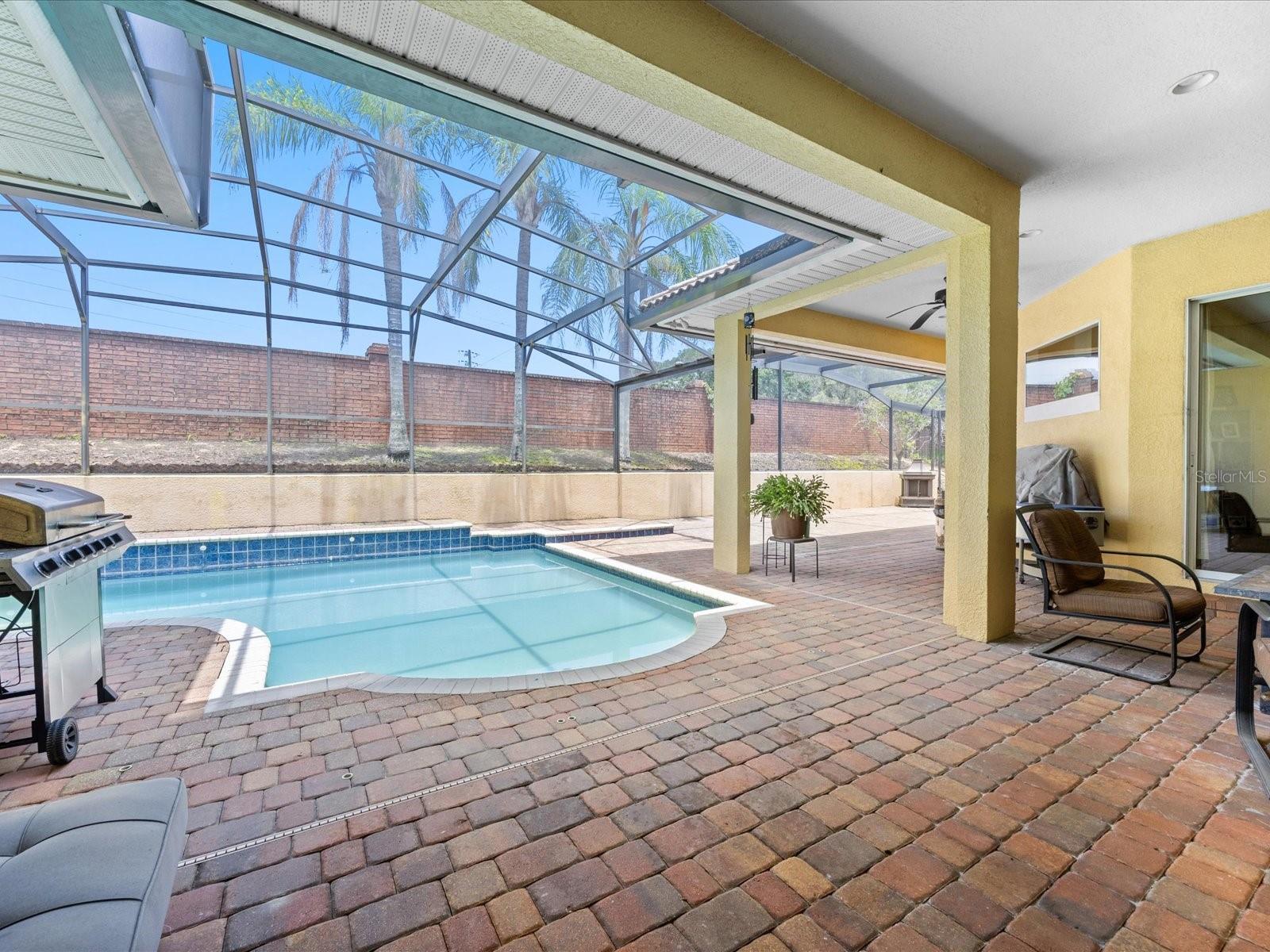Image 38 of 43 For 1319 Johns Cove Ln