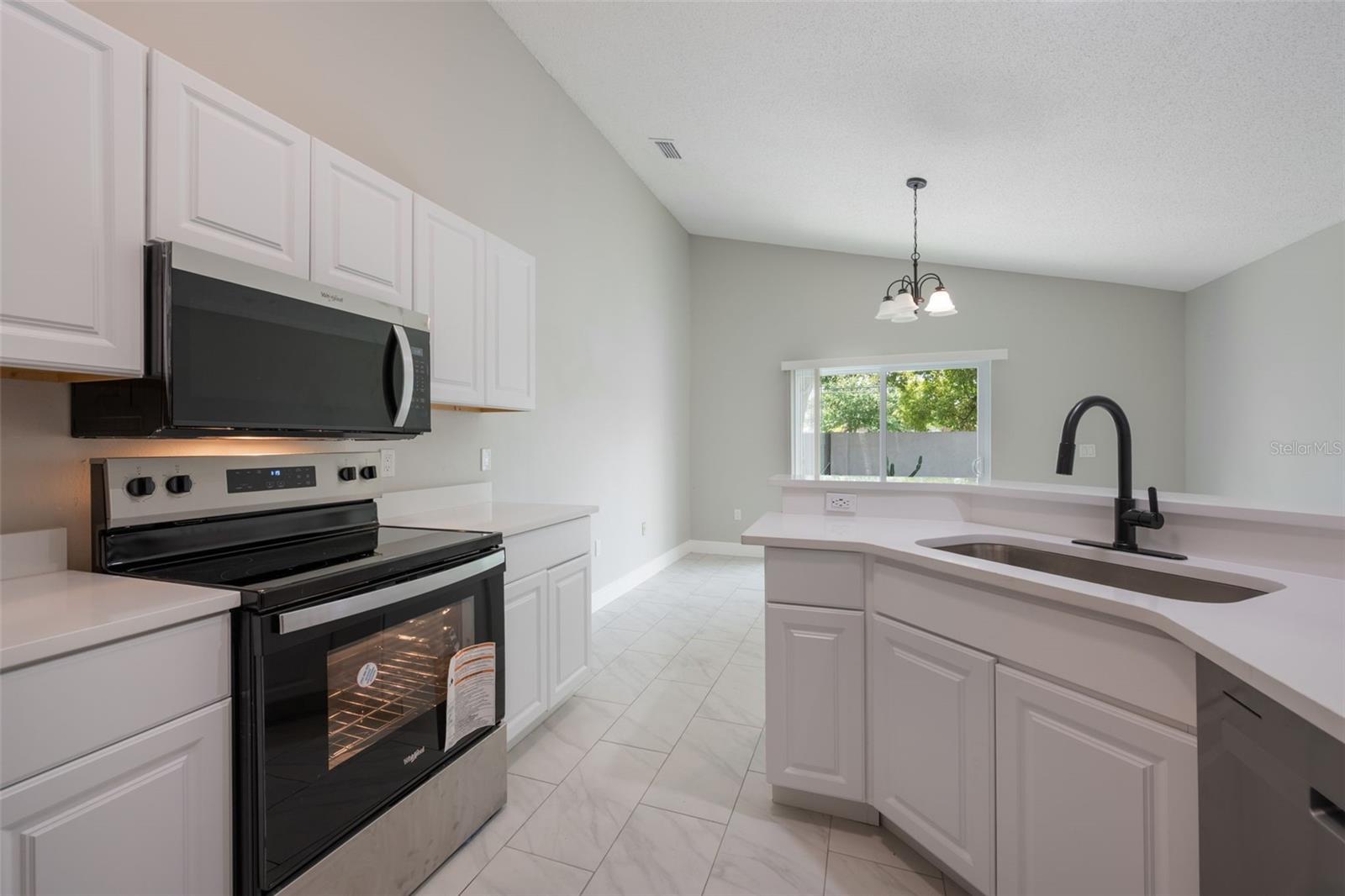 Image 15 of 33 For 8141 Golden Chickasaw Circle