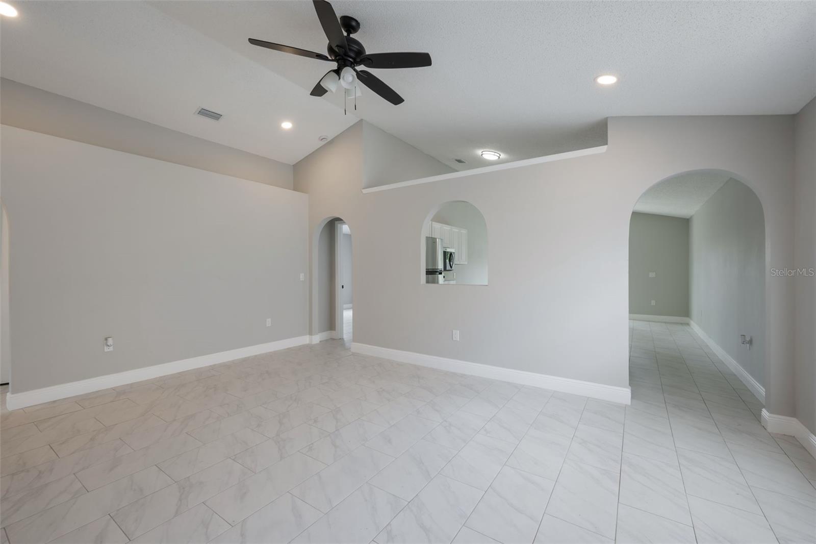 Image 6 of 33 For 8141 Golden Chickasaw Circle