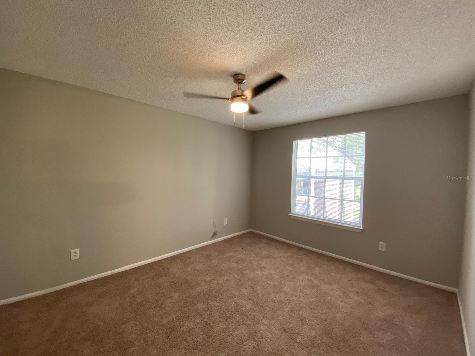 Image 10 of 17 For 5112 Park Central Drive 627