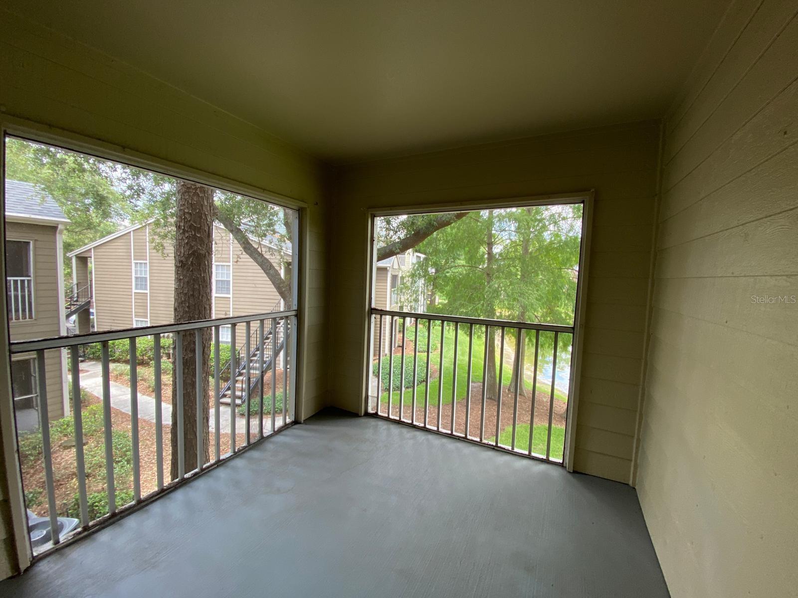 Image 9 of 17 For 5112 Park Central Drive 627