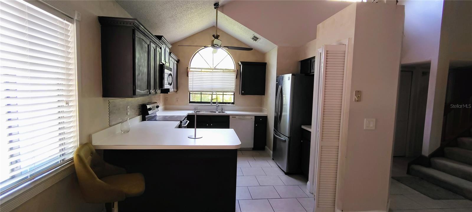 Image 3 of 18 For 1816 Waterbeach Court