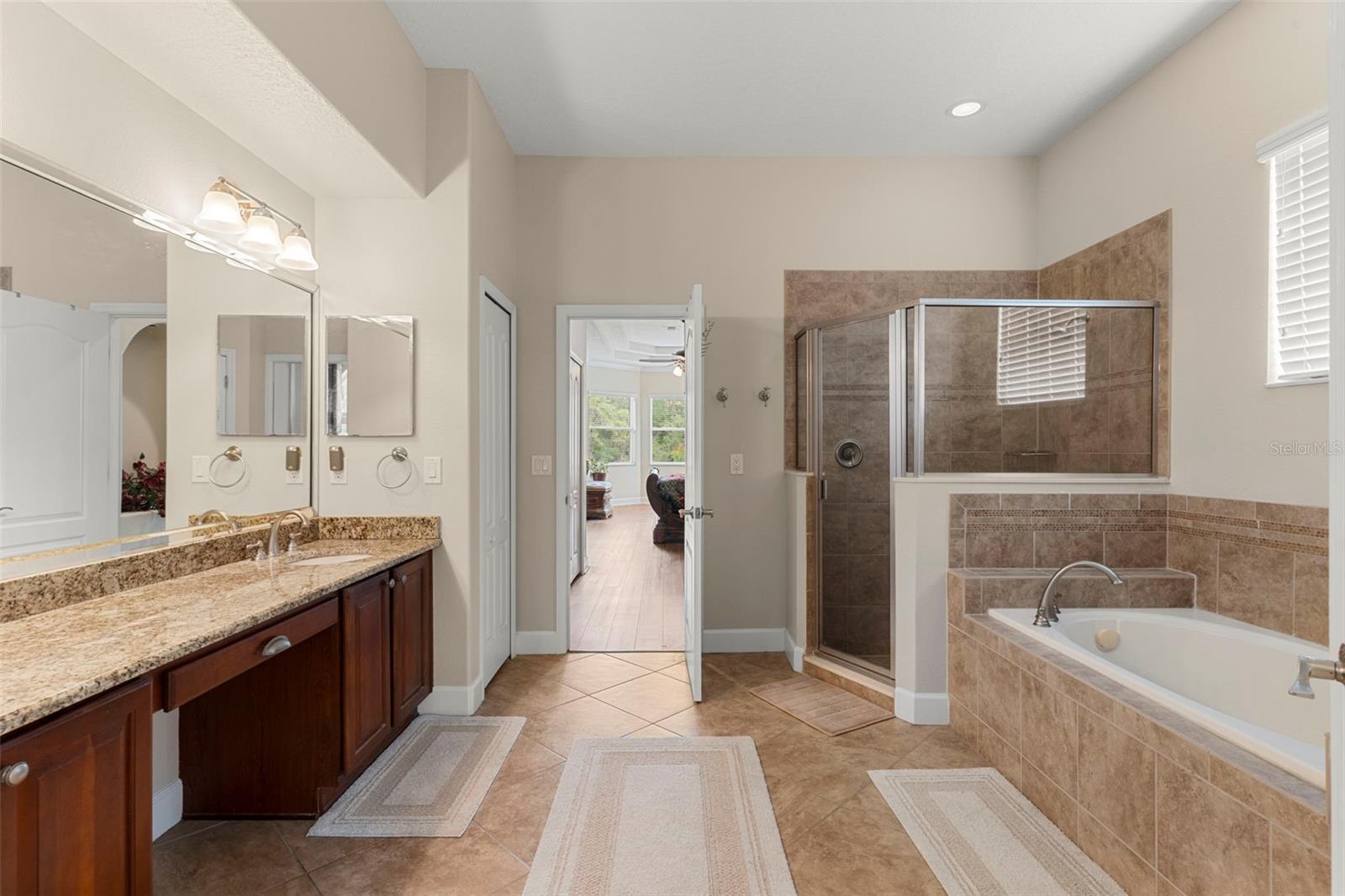 Image 14 of 37 For 6234 Tremayne Drive