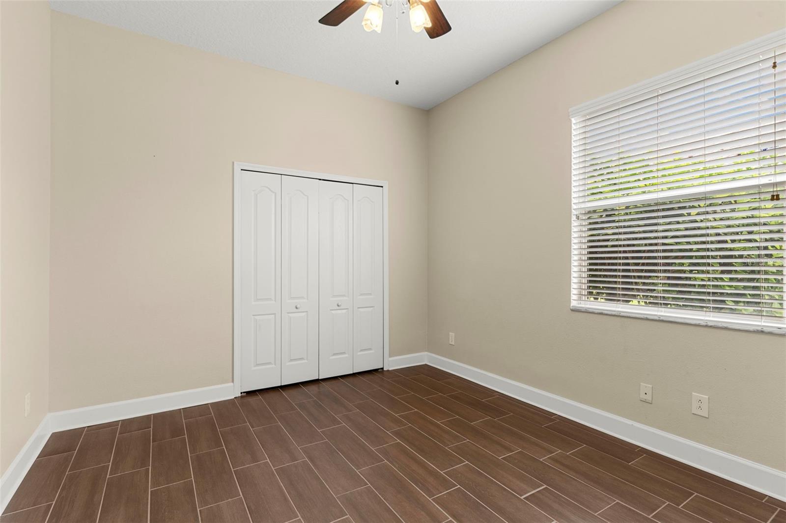 Image 19 of 37 For 6234 Tremayne Drive