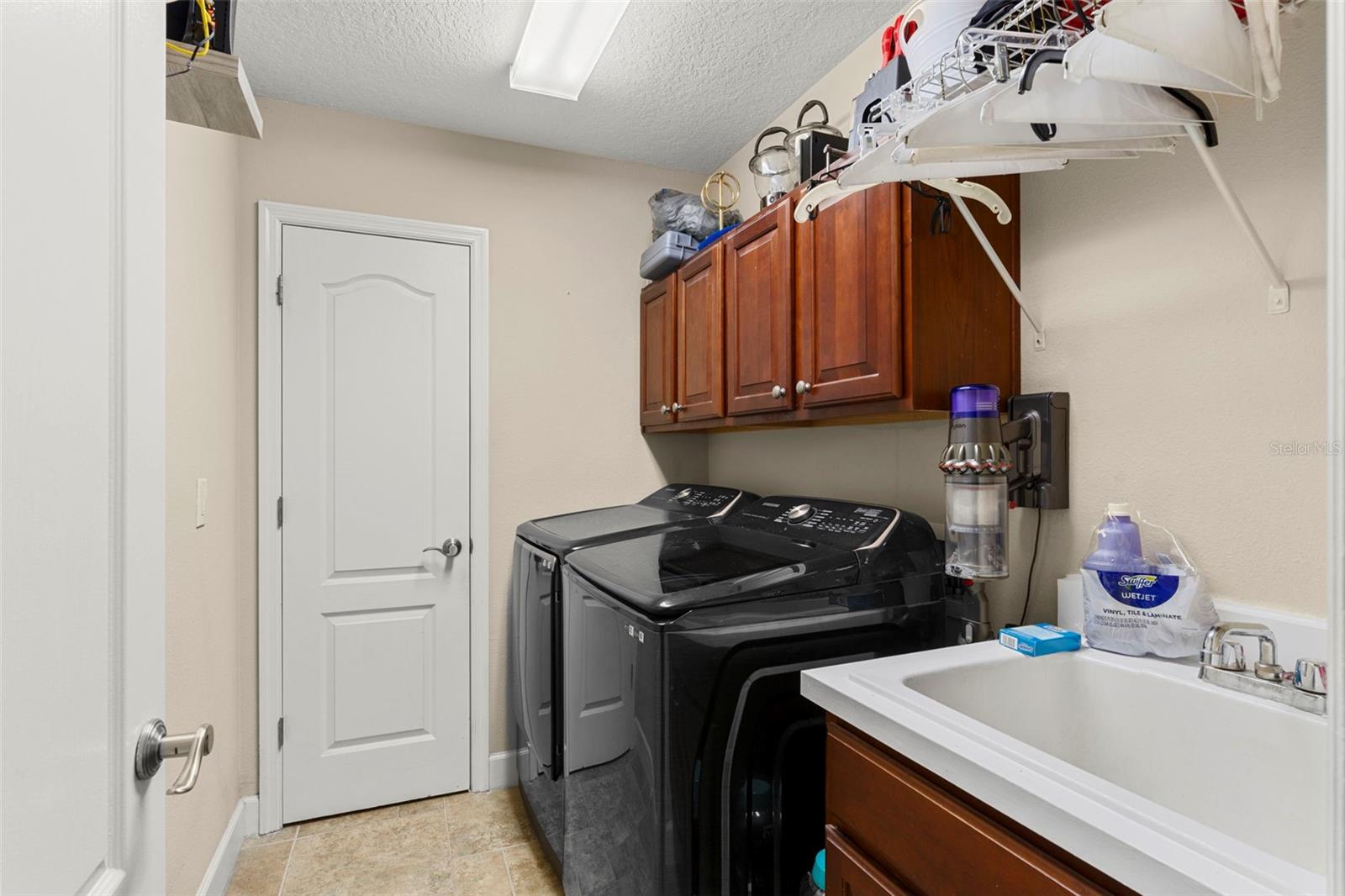Image 28 of 37 For 6234 Tremayne Drive