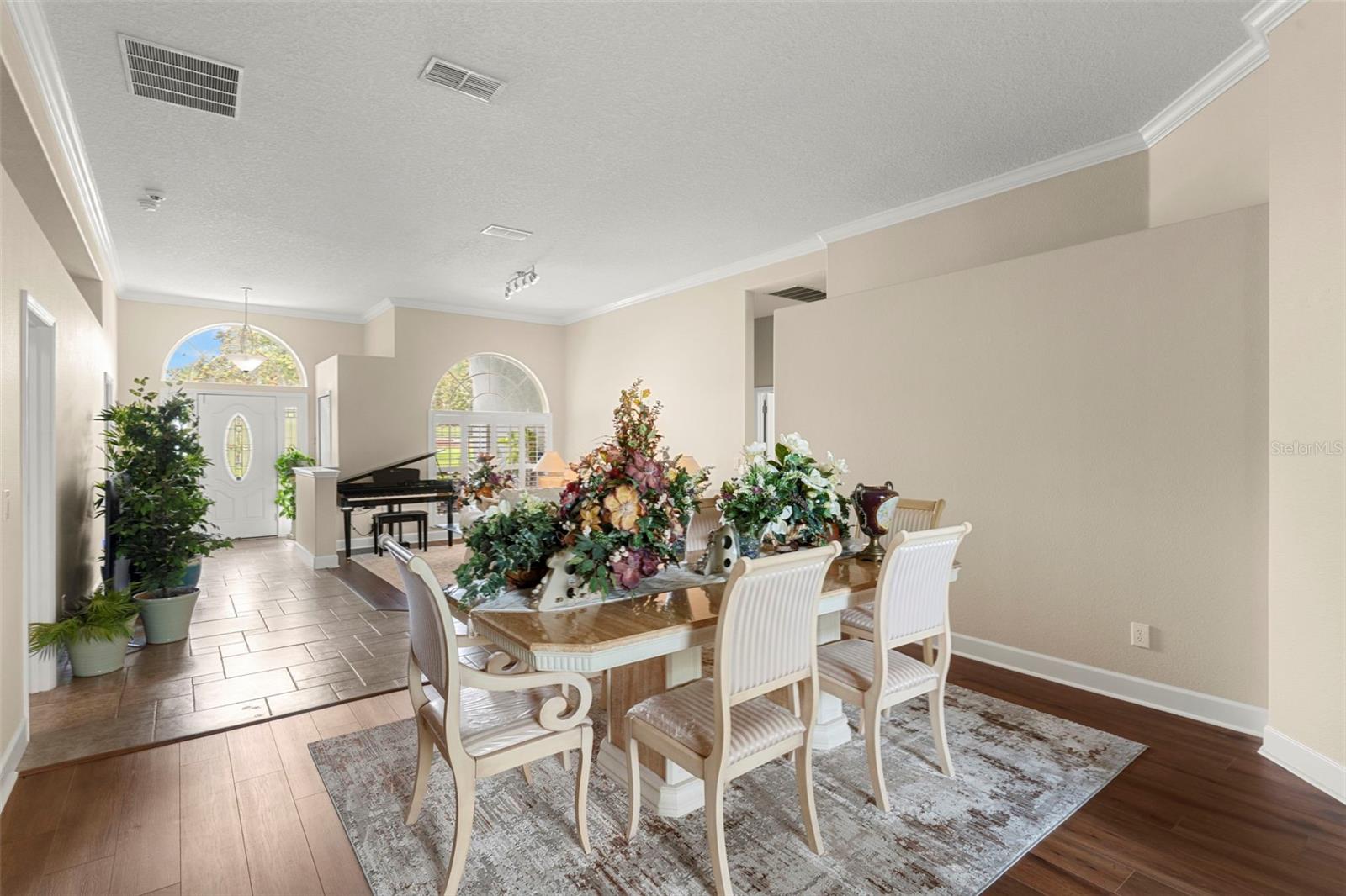 Image 5 of 37 For 6234 Tremayne Drive